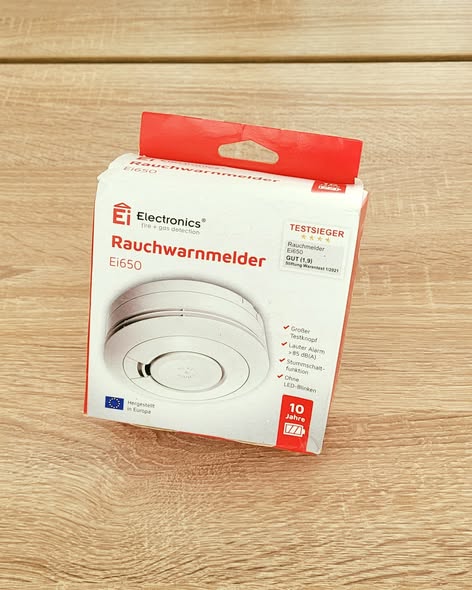 537248286_122097950936992459_1976107714168328981_n Ei Electronics Ei650 – Smoke Detector