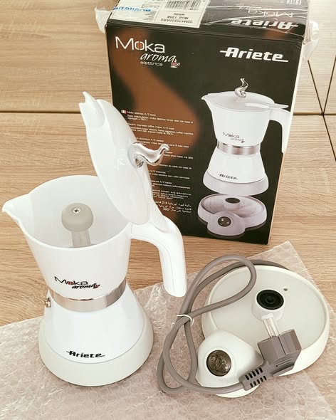 542093940_122104828094992459_1330707066306835902_n Moka Aroma Coffee Machine